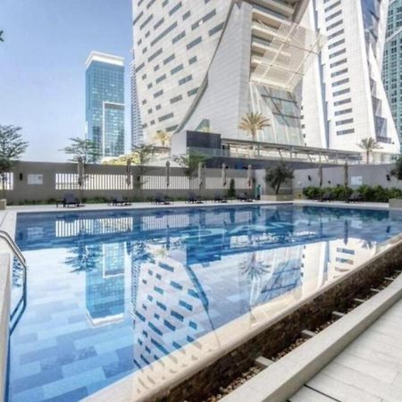 Citihome - 1Br At Merano Tower By Damac Дубай Екстериор снимка