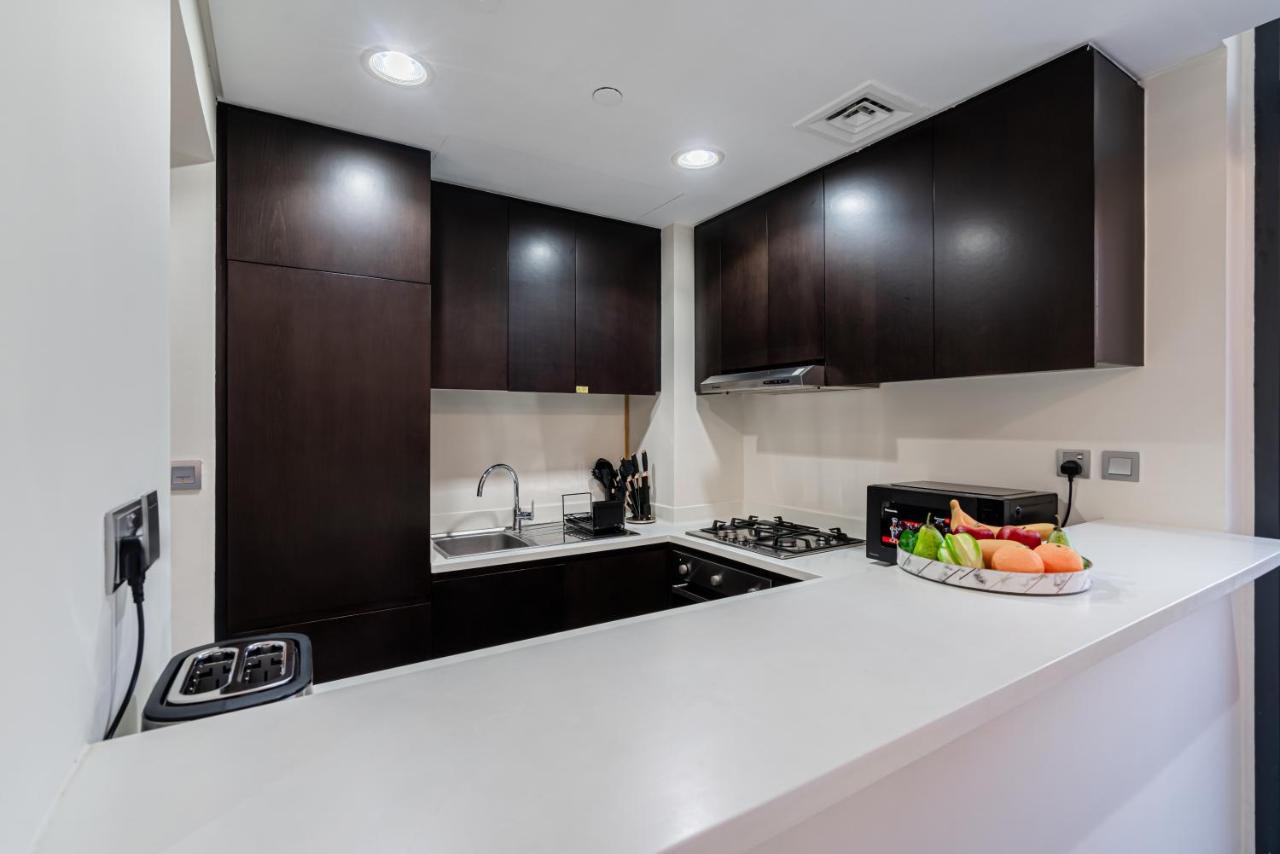 Citihome - 1Br At Merano Tower By Damac Дубай Екстериор снимка